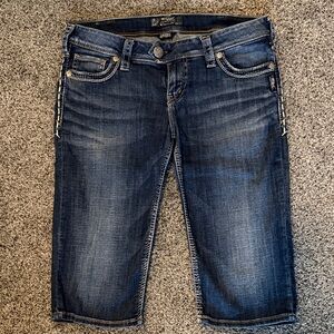 Silver Jeans Women's Dark Blue Tuesday Bermudas